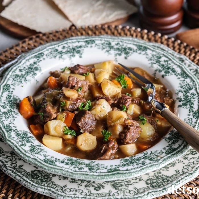 image of Brun Lapskaus (Norwegian Beef Vegetable Stew)