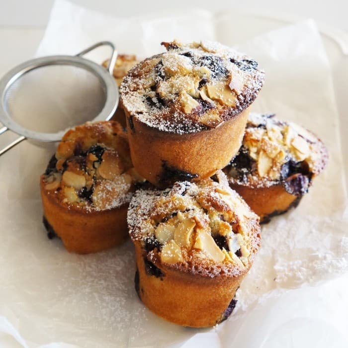 image of Blueberry & lemon friands