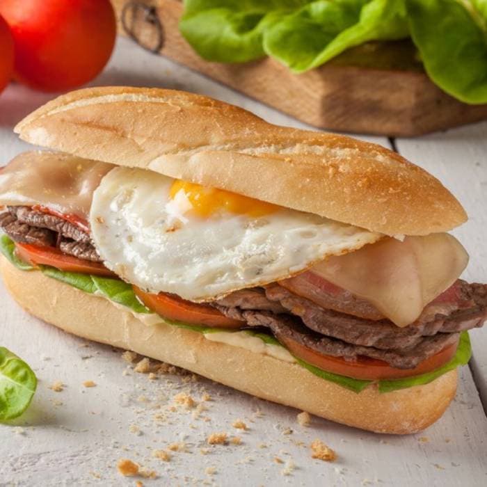 image of Chivito uruguayo
