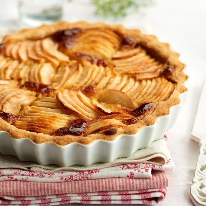 image of Chinon Apple Tarts