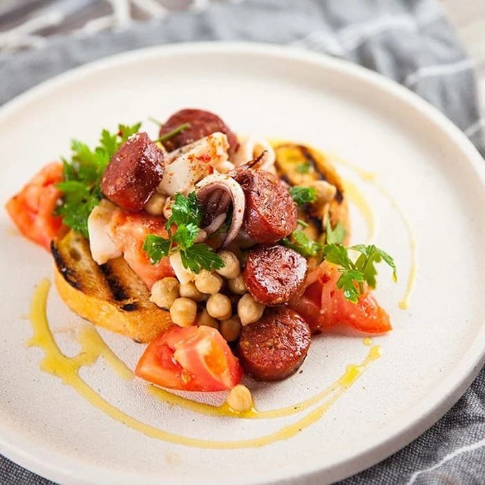 image of Squid, chickpea & chorizo salad