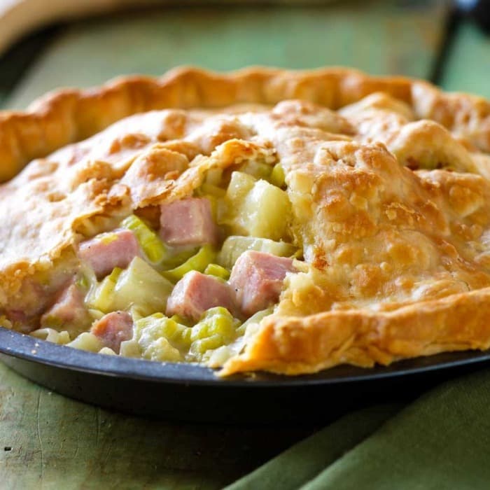 image of Chicken Ham and Leek Pie